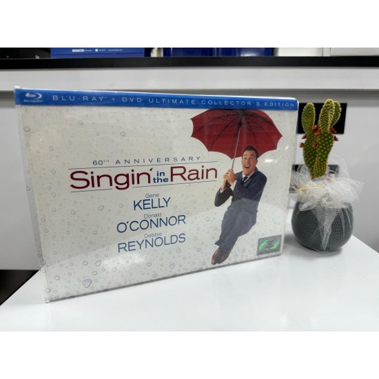 SINGIN IN THE RAIN 60. ANNIVERSARY BLU RAY + DVD ULTIMATE COLLECTOR'S EDITION GIFT SET