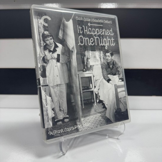 IT HAPPENED ONE NIGHT BLU RAY - THE CRITERION COLLECTION