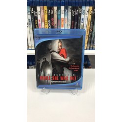 DIŞARIDA VE TEHLİKEDE BLU RAY