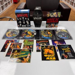 UNIVERSAL CLASSIC MONSTERS COLLECTION LIMITED EDITION COFFIN BLU RAY BOX SET ( 8 FILM )