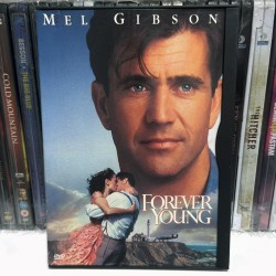 FOREVER YOUNG SNAPCASE DVD