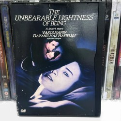 VAROLMANIN DAYANILMAZ HAFİFLİĞİ DVD SNAPCASE