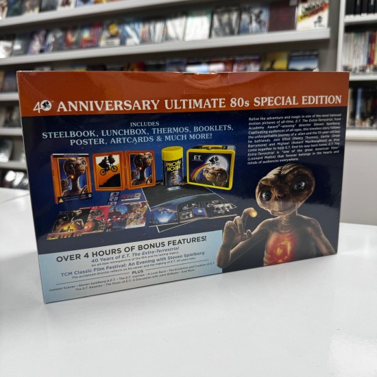 E.T. : THE EXTRA TERRESTRIAL 40th ANNIVERSARY ULTIMATE 80s SPECIAL EDITION STEELBOOK  4K UHD + BLU RAY GIFT SET
