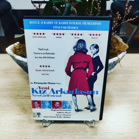 YENİ KIZ ARKADAŞIM DVD YENİ KIZ ARKADAŞIM DVD