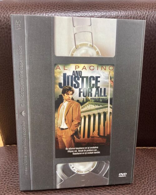 Herkes İçin Adalet DVD Slipcase