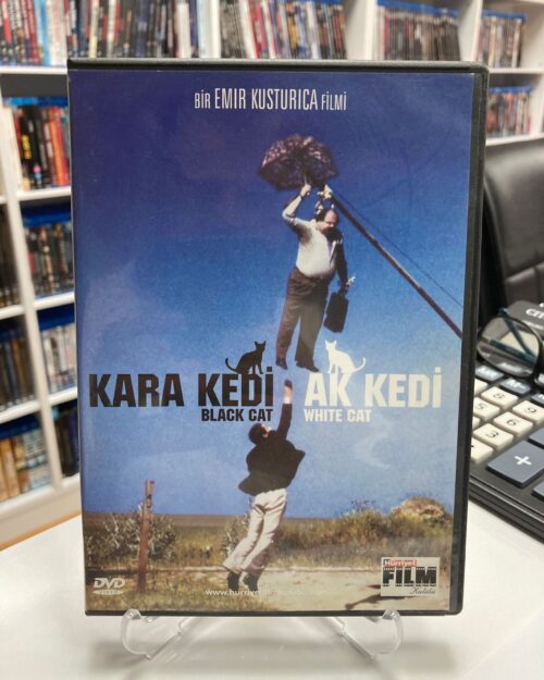 Kara Kedi Ak Kedi DVD