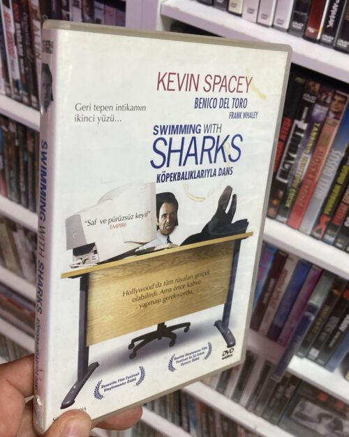 Köpek Baliklariyla Dans DVD