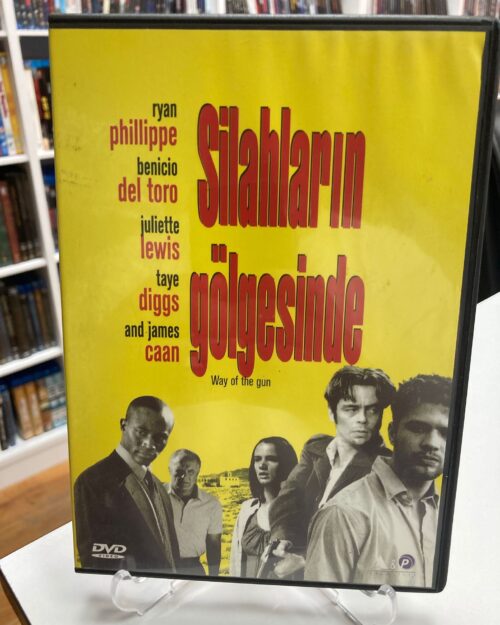 Silahlarin Gölgesinde DVD
