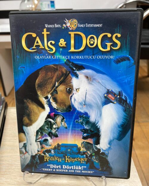 Kediler Ve Köpekler DVD