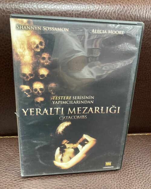 Yeralti Mezarliği DVD
