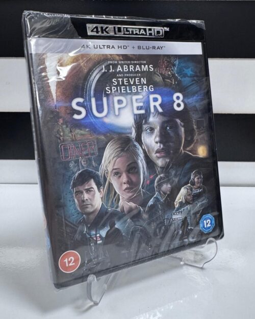 Super 8 4K UHD + Blu Ray
