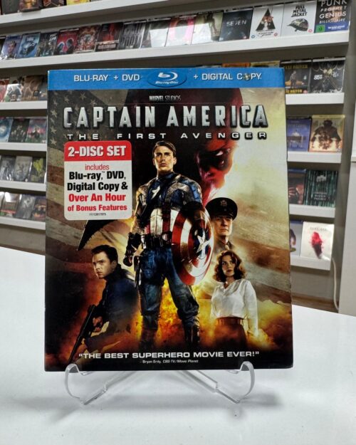Captain Amerika : The First Avenger Blu Ray + DVD Digital Copy